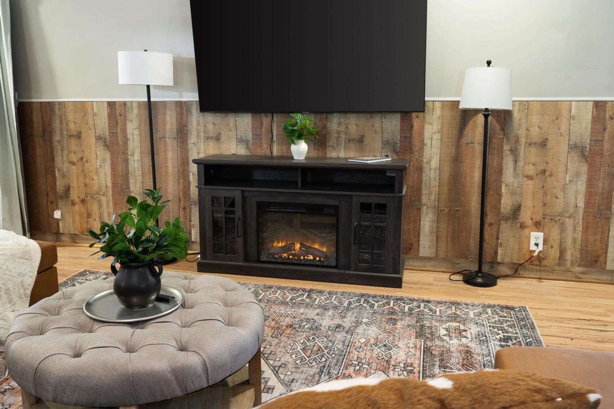 Spacious Cabin Near Hocking Hills And Caves With Hot Tub And Firepit Laurelville Extérieur photo