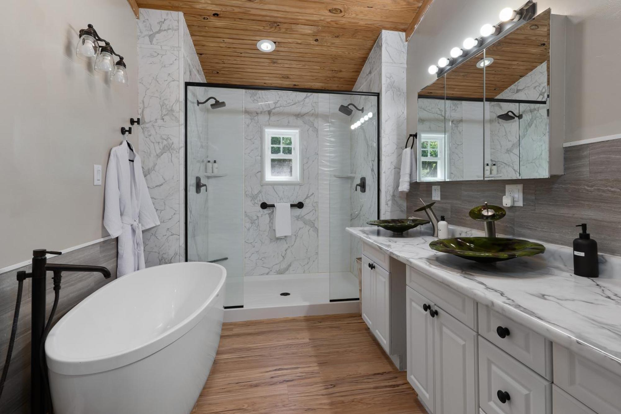 Spacious Cabin Near Hocking Hills And Caves With Hot Tub And Firepit Laurelville Extérieur photo