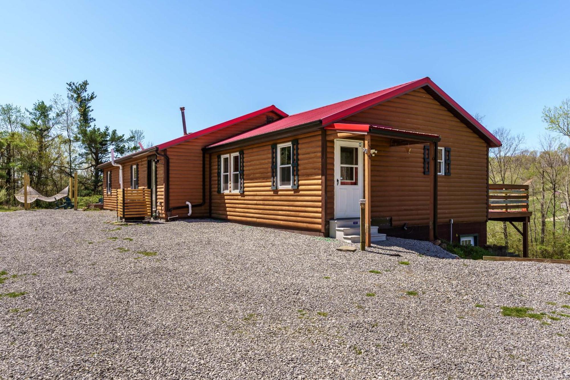 Spacious Cabin Near Hocking Hills And Caves With Hot Tub And Firepit Laurelville Extérieur photo